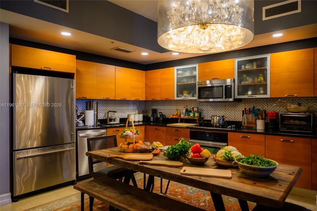 3470 E Coast Ave H1714, Miami, FL 33137