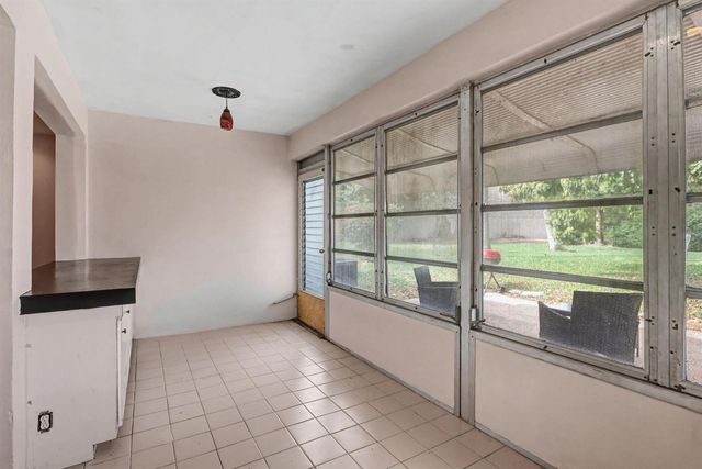 275 South Boulevard C, Boynton Beach, FL 33435
