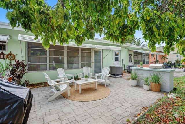275 South Boulevard C, Boynton Beach, FL 33435