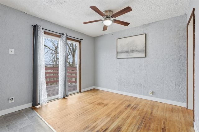 1395 Amity Ridge Rd, Amwell, PA 15301