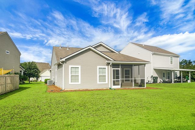 102 Chaste Tree Circle, Goose Creek, SC 29445