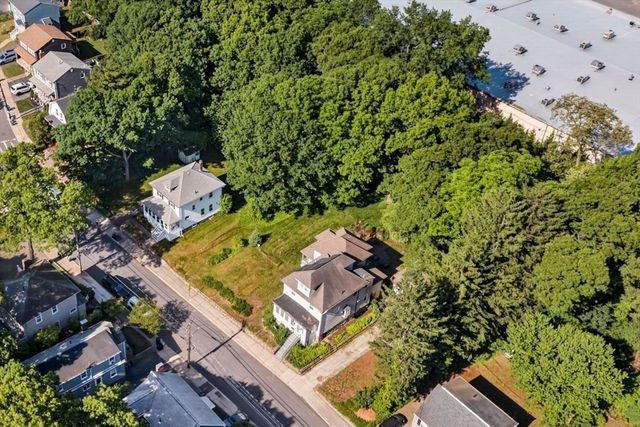 27 New Haven St, Boston, MA 02132