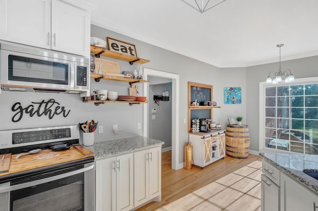 101 Westmeade Dr, Winchester, TN 37398