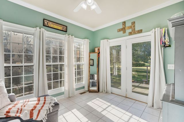 101 Westmeade Dr, Winchester, TN 37398