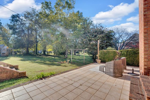 101 Westmeade Dr, Winchester, TN 37398