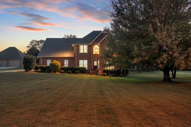 101 Westmeade Dr, Winchester, TN 37398