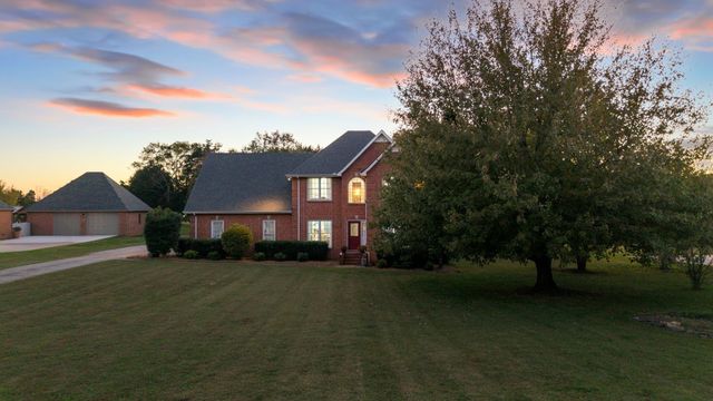 101 Westmeade Dr, Winchester, TN 37398