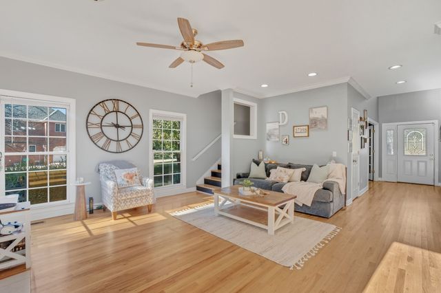 101 Westmeade Dr, Winchester, TN 37398