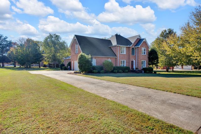 101 Westmeade Dr, Winchester, TN 37398