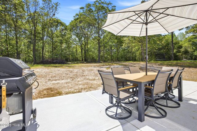 2409 Sunset Harbor Road SE, Bolivia, NC 28422