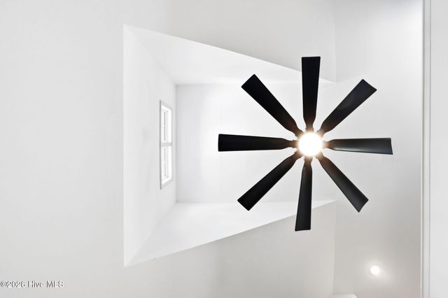 2409 Sunset Harbor Road SE, Bolivia, NC 28422