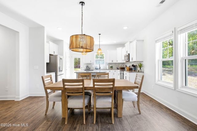 2409 Sunset Harbor Road SE, Bolivia, NC 28422