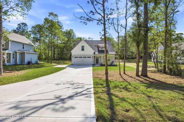 2409 Sunset Harbor Road SE, Bolivia, NC 28422