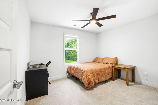 2409 Sunset Harbor Road SE, Bolivia, NC 28422