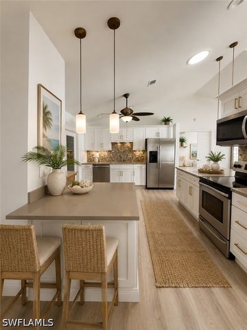 764 Saint Andrews BLVD, Naples, FL 34113
