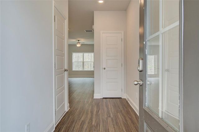27 Butternut Way, Auburn, GA 30011