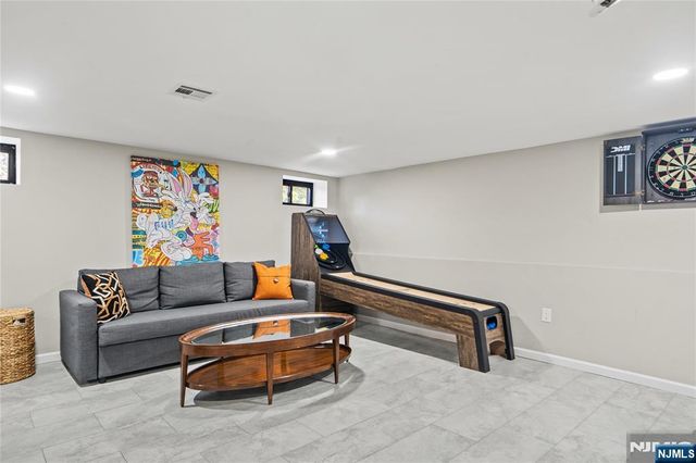 78 Glen Avenue, Roseland, NJ 07068