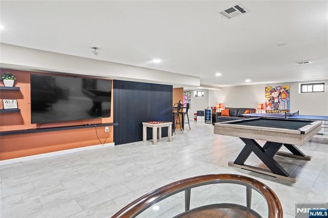 78 Glen Avenue, Roseland, NJ 07068