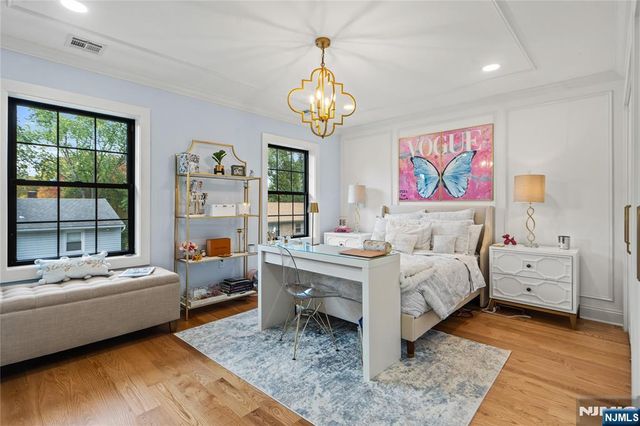 78 Glen Avenue, Roseland, NJ 07068