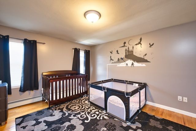 52 Pershing Ave, Acushnet, MA 02743