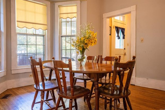 928 E Main Street, Batesville, AR 72501