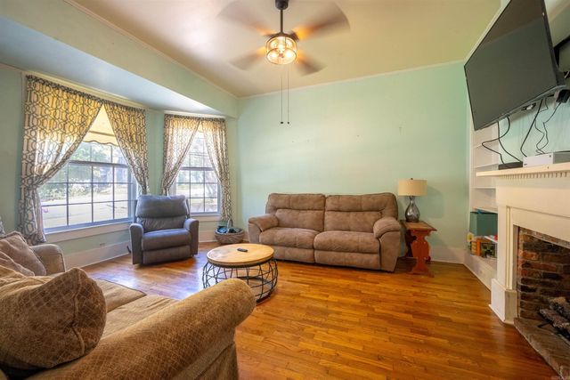 928 E Main Street, Batesville, AR 72501