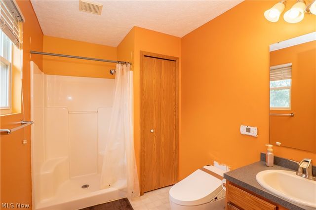 810 Sturbridge Drive, Medina, OH 44256