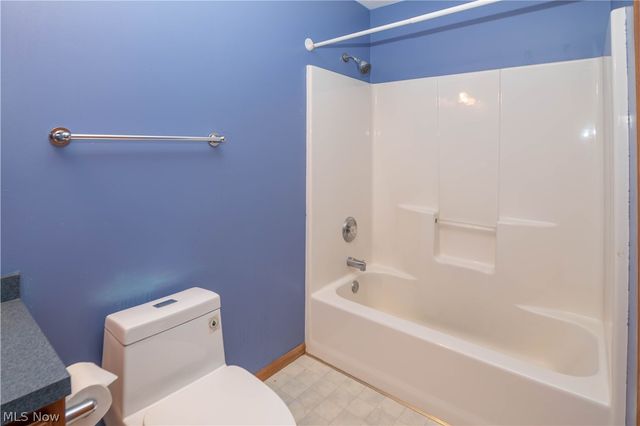 810 Sturbridge Drive, Medina, OH 44256
