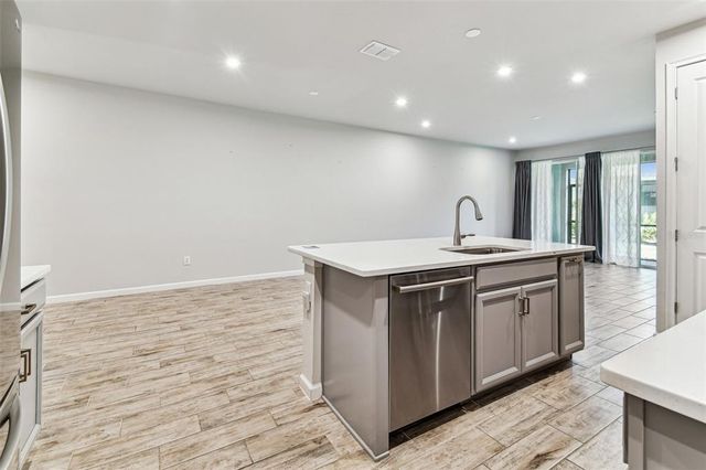 3764 LAUGHING DOVE AVENUE, Sun City Center, FL 33573