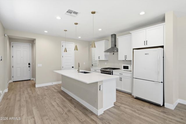 17939 W TORONTO Way, Goodyear, AZ 85338