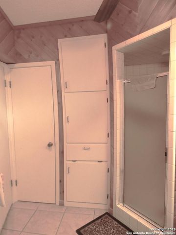 40 Encino Loma, Beeville, TX 78102