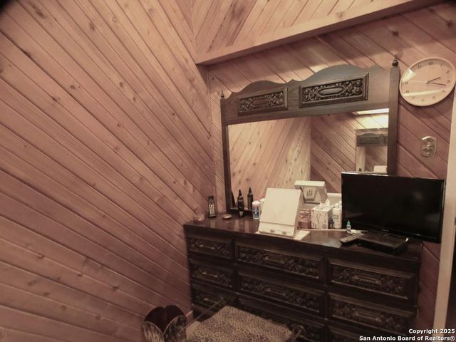 40 Encino Loma, Beeville, TX 78102