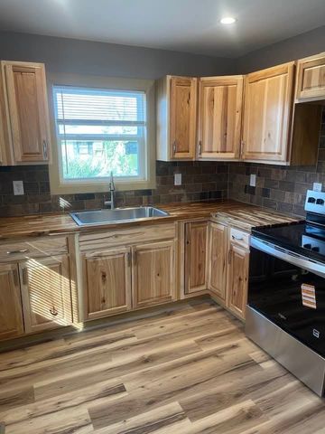 1010 Howell St, Hopkinsville, KY 42240