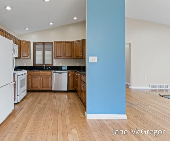 1731 Princess Lane, Muskegon, MI 49445