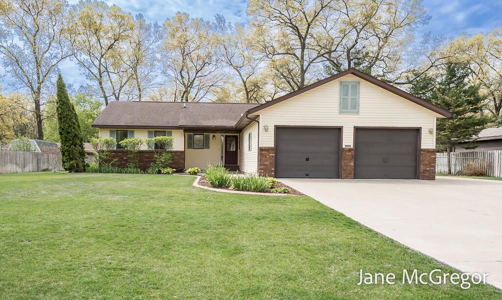 1731 Princess Lane, Muskegon, MI 49445