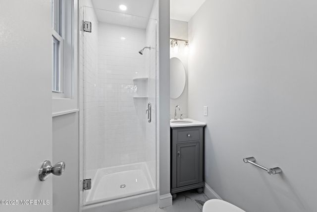 86 San Carlos Street, Toms River, NJ 08757