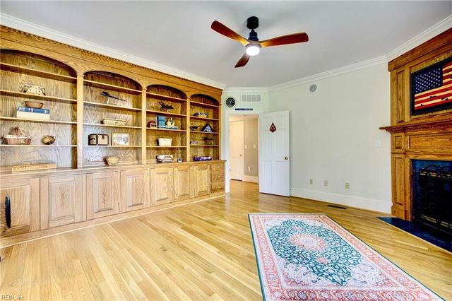 559 Rocky Hock RD, Wakefield, VA 23888