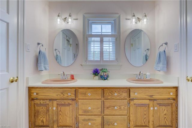 559 Rocky Hock RD, Wakefield, VA 23888