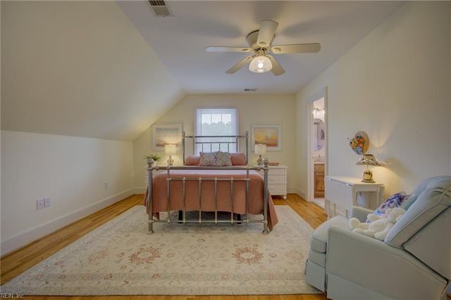 559 Rocky Hock RD, Wakefield, VA 23888