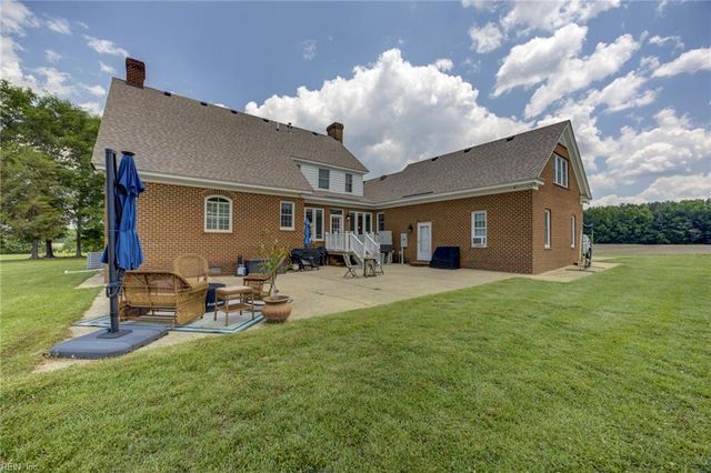 559 Rocky Hock RD, Wakefield, VA 23888