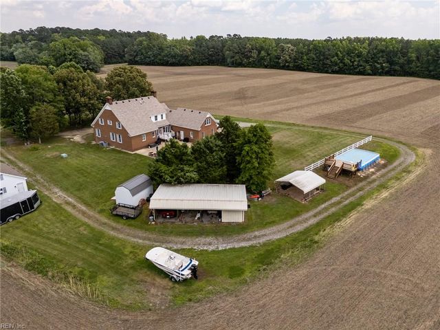 559 Rocky Hock RD, Wakefield, VA 23888