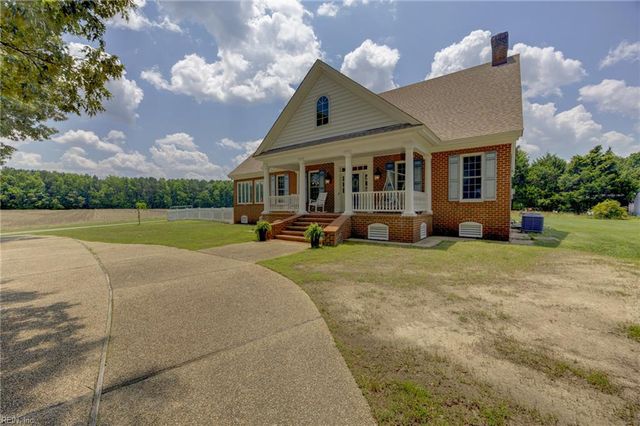559 Rocky Hock RD, Wakefield, VA 23888