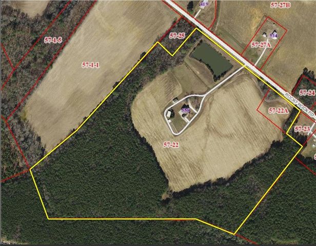 559 Rocky Hock RD, Wakefield, VA 23888