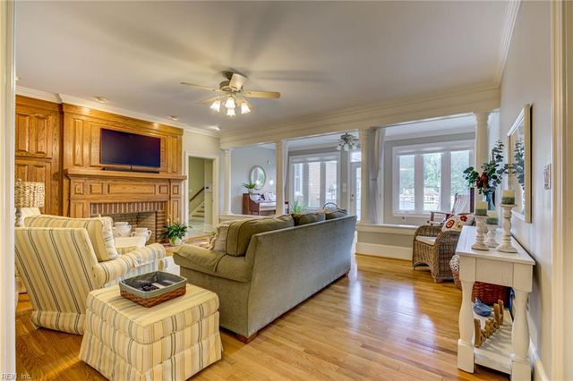 559 Rocky Hock RD, Wakefield, VA 23888