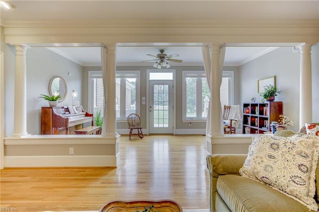 559 Rocky Hock RD, Wakefield, VA 23888