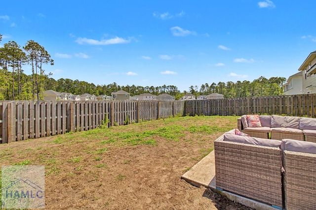 881 Grayson Avenue, Hinesville, GA 31313