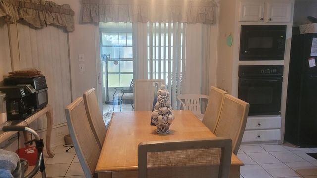 356 Tropical Isles Circle H-15, Fort Pierce, FL 34982