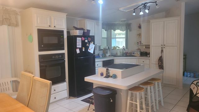 356 Tropical Isles Circle H-15, Fort Pierce, FL 34982