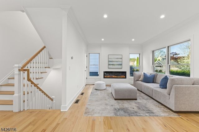 426 Millburn Ave A, Millburn Twp., NJ 07041
