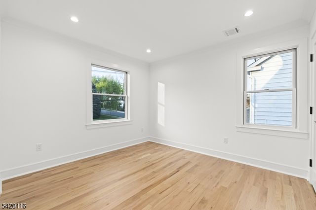426 Millburn Ave A, Millburn Twp., NJ 07041